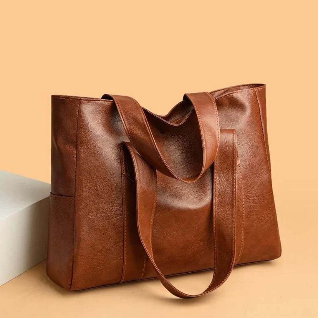 Lucy’s Sleek Essential | Shoulder Bag - Joan's Bags